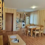 морски бряг Holiday home *