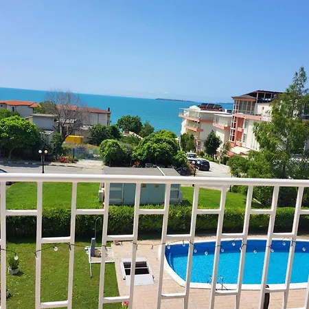 Apartment мареа